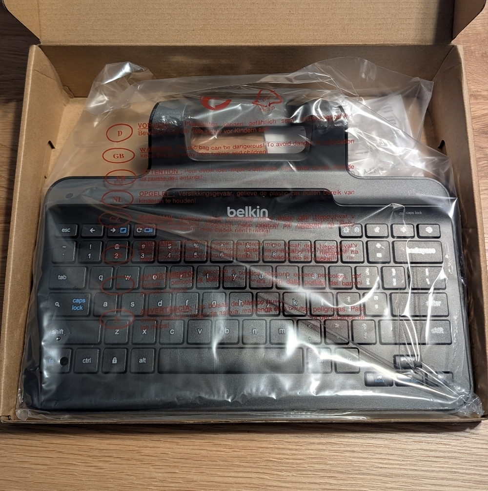 NWB Belkin USB C Connector Keyboard and Stand For Chrome OS - Picture 5 of 6